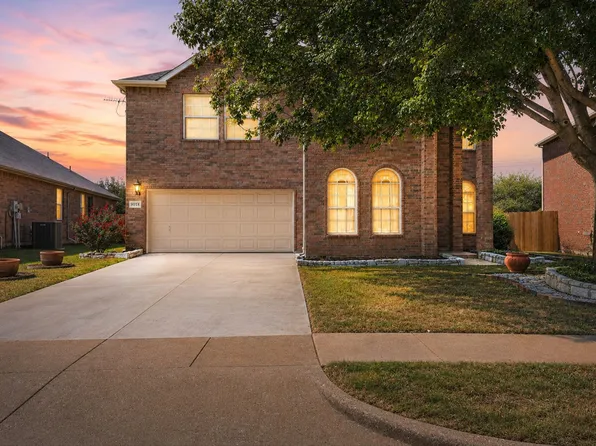 9013 Saratoga Rd, Fort Worth, TX 76244