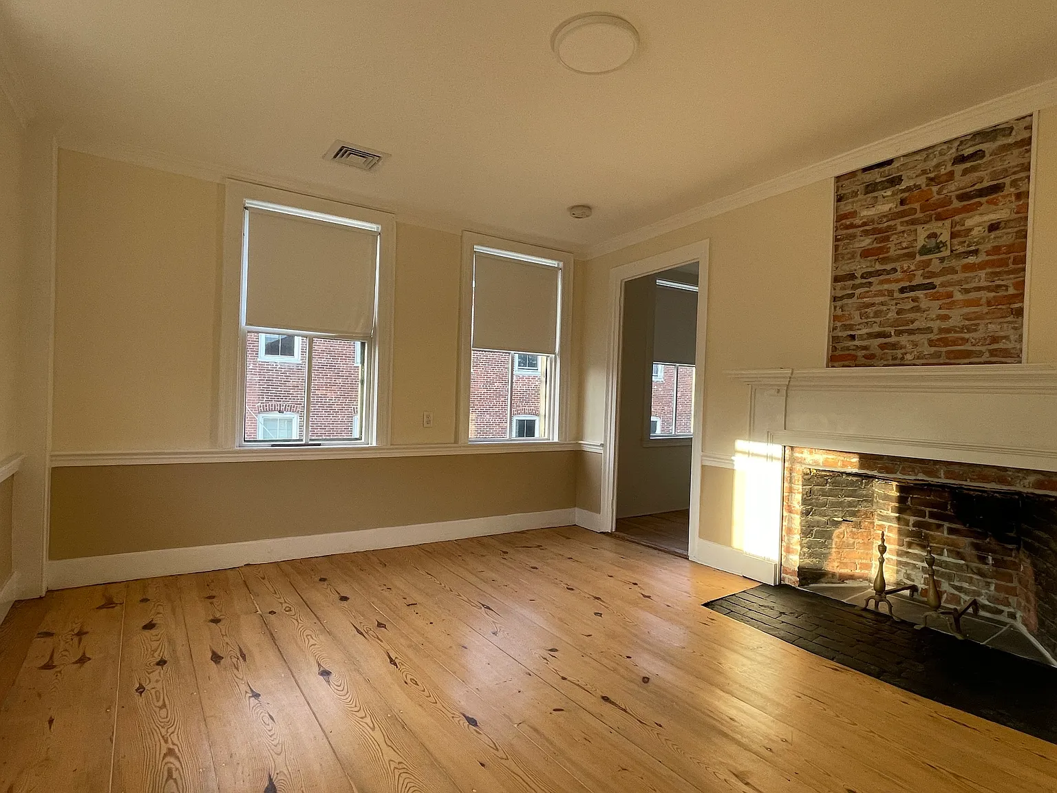 2 bed, 1.5 bath, 1700 sqft, $2,450 — Photo 4
