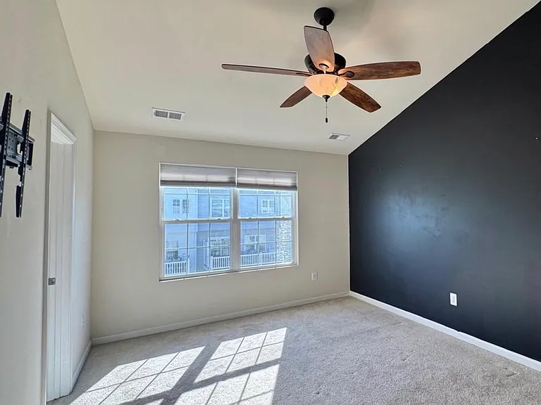 20955 Brunswick Ln — Photo 11