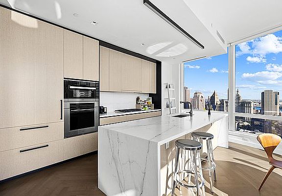 4th image of 111 Murray St APT 39B