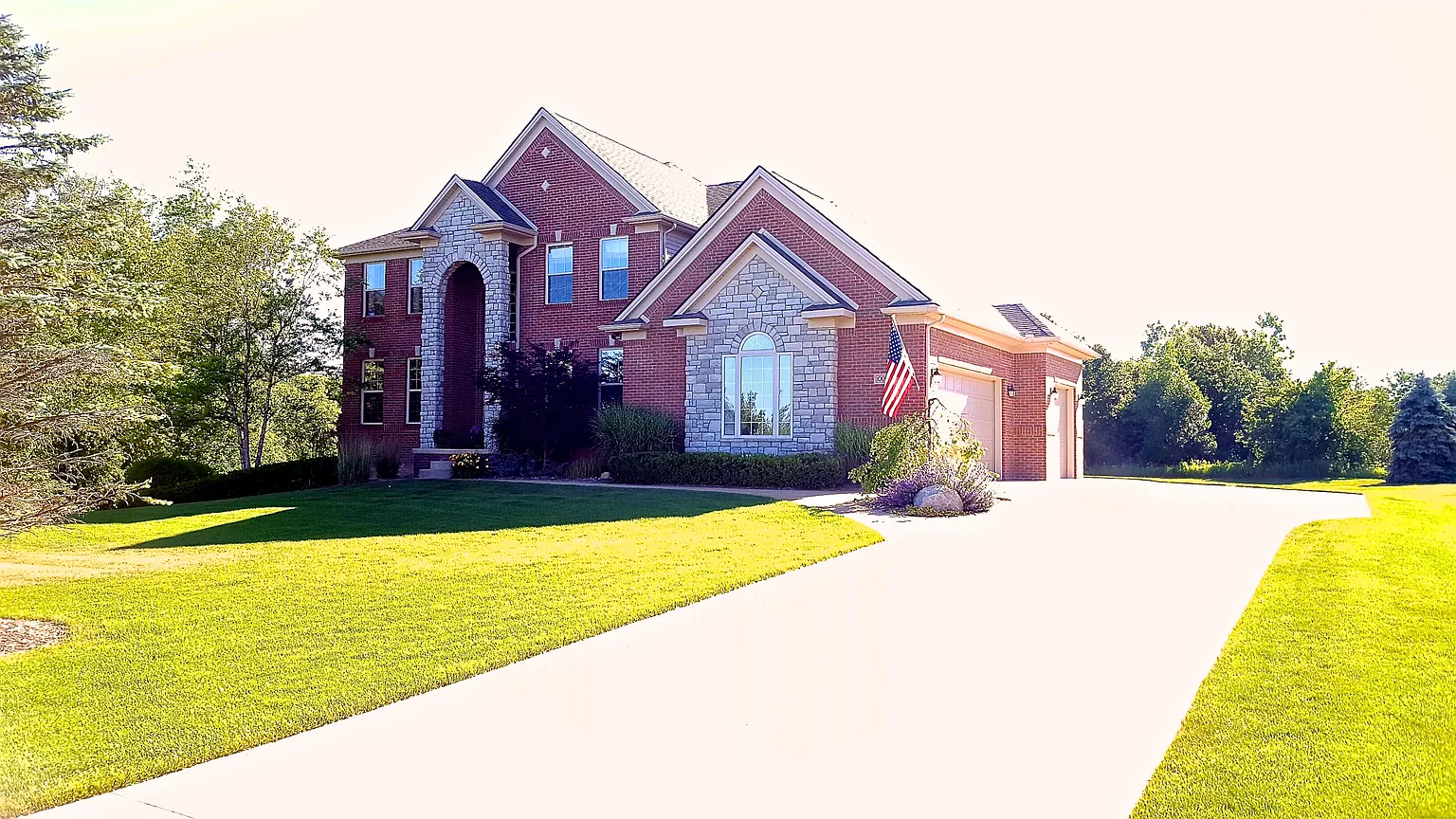 10094 Otter Dr photo 1
