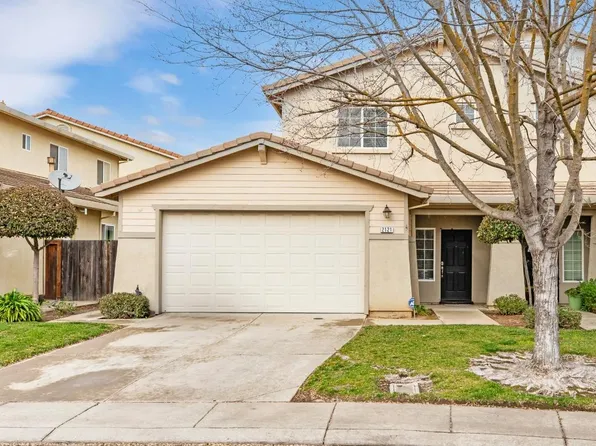 2121 Carson Oak Ct, Modesto, CA 95355