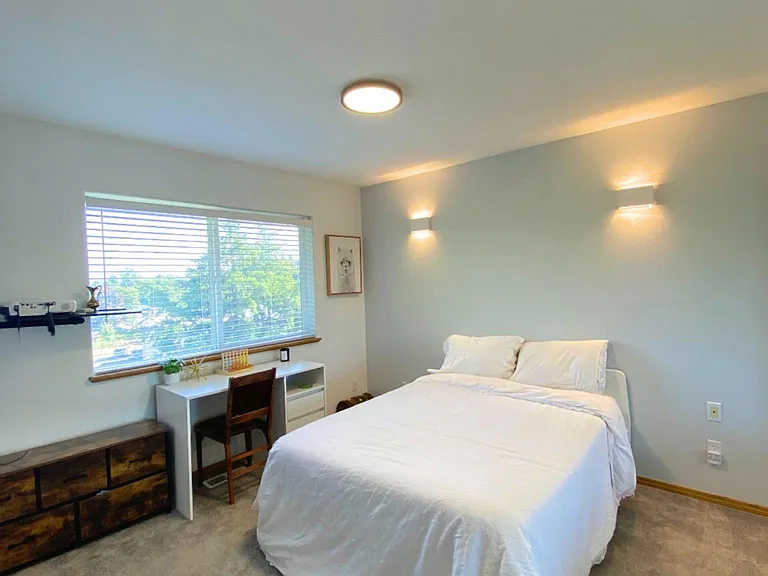 1034 NW Ivy Dr #A — Photo 5