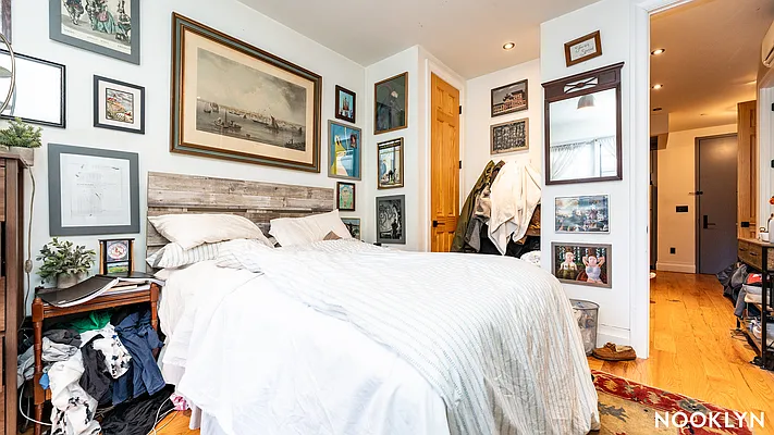 Rented by Nooklyn NYC LLC | media 17