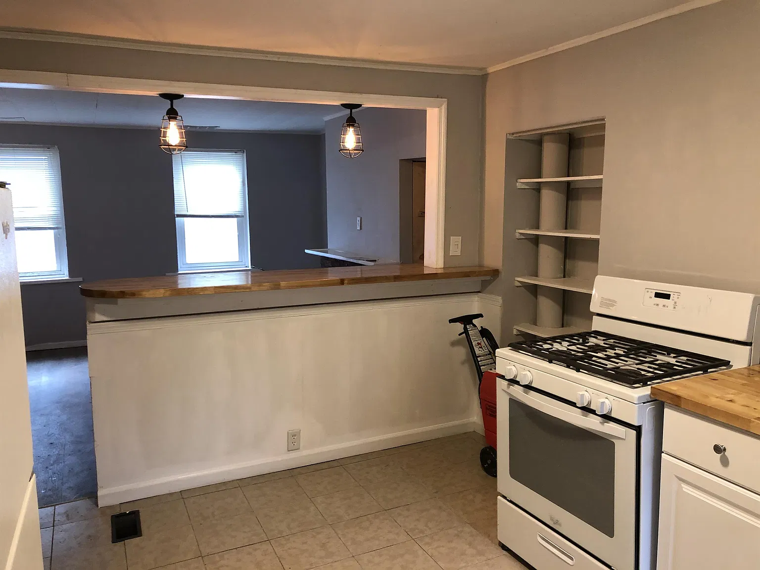 561-565 Congress Street - 2 Brunswick ave, Rear Apt — Photo 3