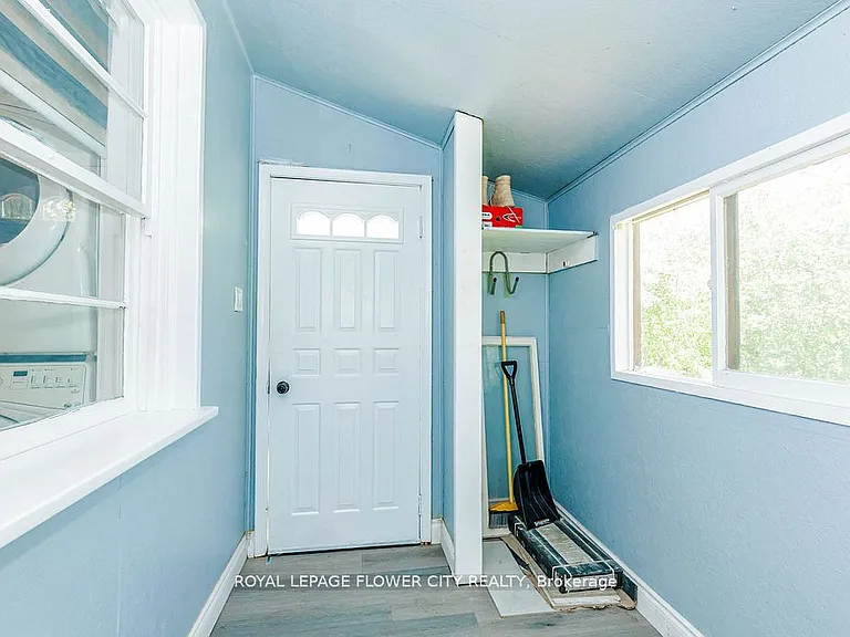37 Warwick Rd — Photo 28