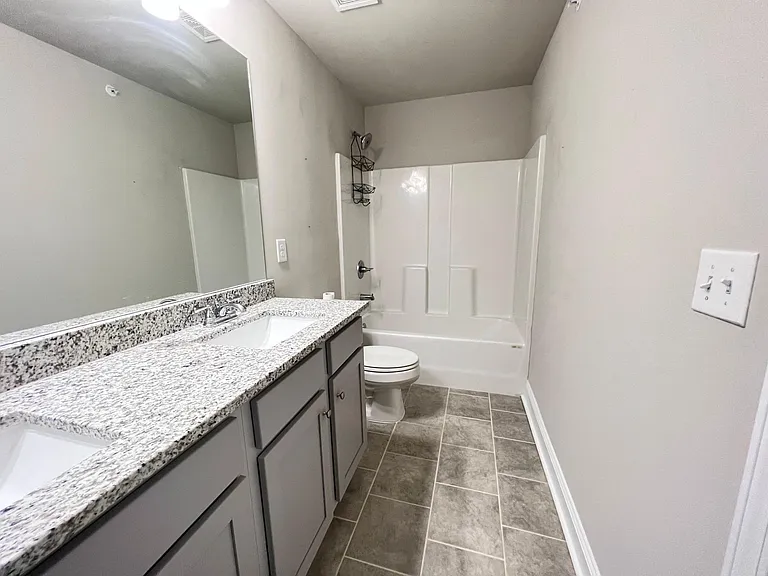 129 Camden Park Dr — Photo 23