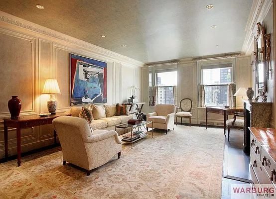 Sold by Warburg | media 14