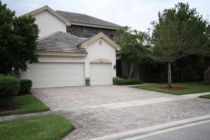 1st image of 10444 Trianon Pl #0