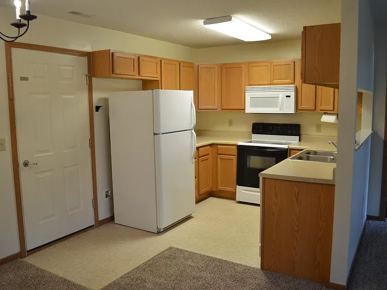 804 Altamonte Dr — Photo 13