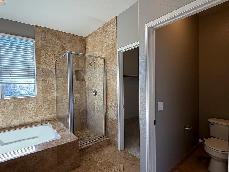 4725 Driftwood Way — Photo 25