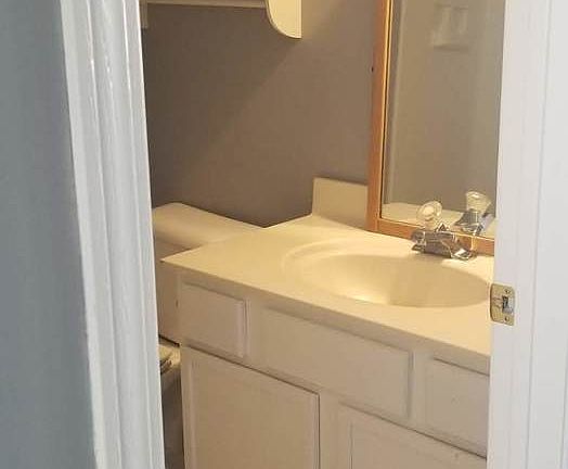 3rd image of 851 Symphony Dr