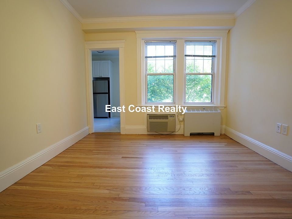 1st image of 24 Chauncy St APT 8