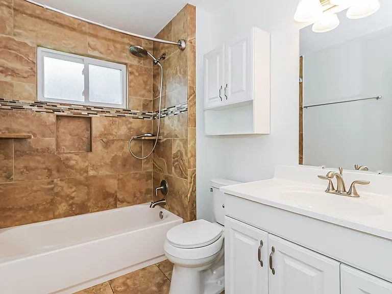 28914 Champion Oaks Dr — Photo 15