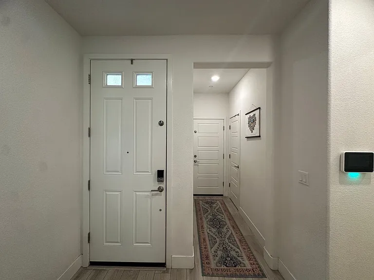 8877 Solo Way — Photo 4