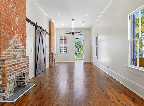 5th image of 922 N Johnson St