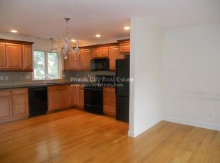 15 Bacon St UNIT 4, Waltham, MA 02451