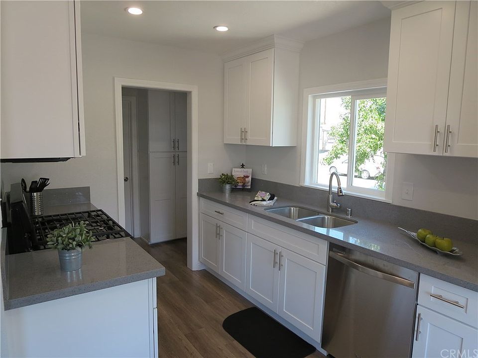 1st image of 805 S Park Ave