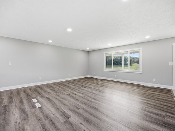 5th image of 1279 Rice Rd