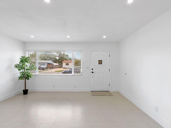 5th image of 6573 Eaton St