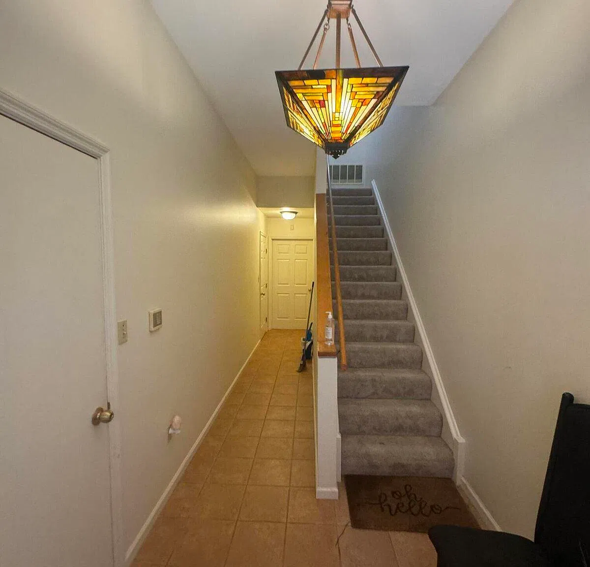 2 bed, 2.5 bath, 1816 sqft, $1,700 — Photo 3