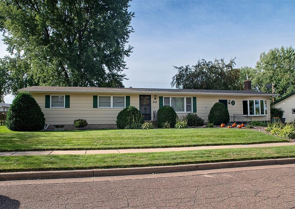 1st image of 242 E Tyler Avenue