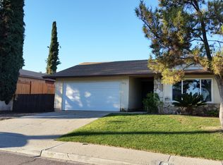 10038 Pinewood Vw, Santee, CA 92071