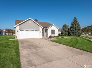 6787 Yorktown Pl, Temperance, MI 48182