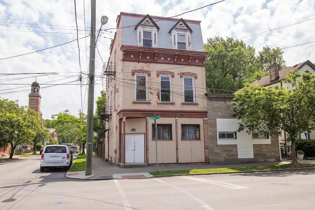 1702 Garrard St photo 1