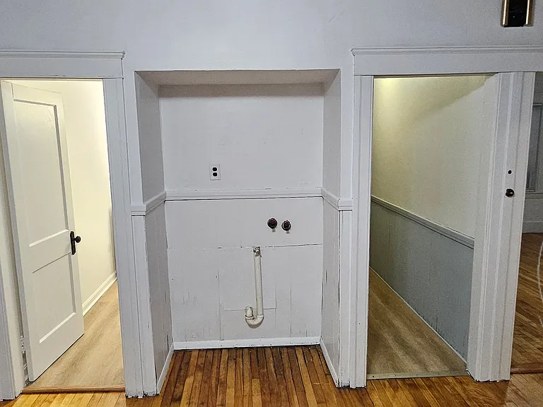 15 View St #2 — Photo 16