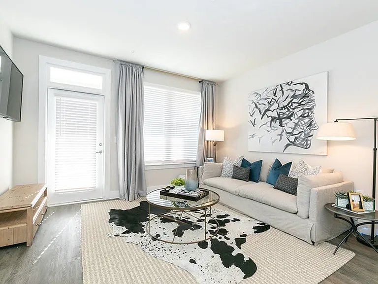 Annabelle on Main 55+ Active Adult Apartment Homes — Photo 17