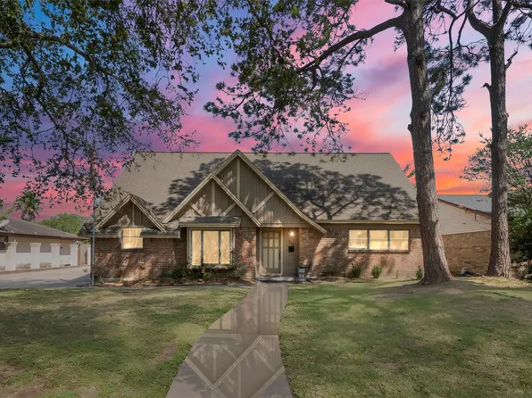 1506 17th Ave N, Texas City, TX 77590