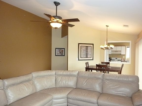 5th image of 1505 Thornfield Ln APT 2