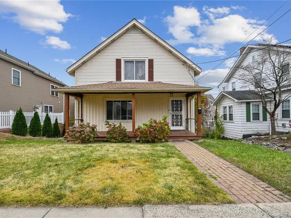 42 Crescent Street, West Hartford, CT 06119