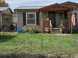 305 5th St E, Huntington, OR 97907