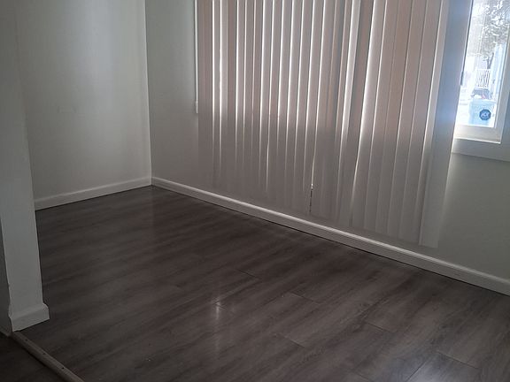 5th image of 6 Gladys St