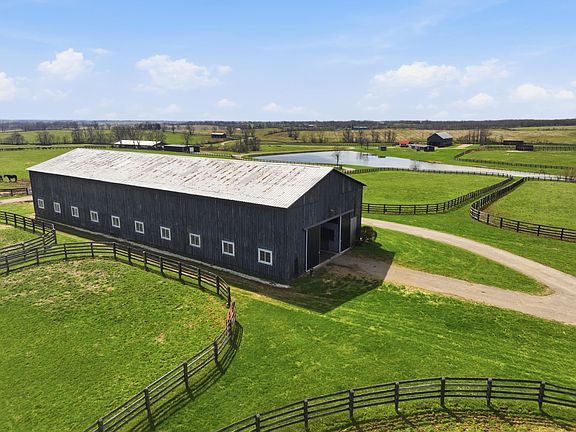 5th image of 2586 Winchester Rd