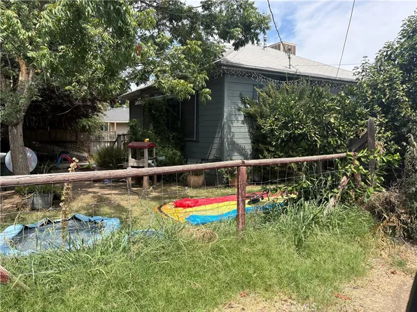 2332 Q St, Merced, CA 95340