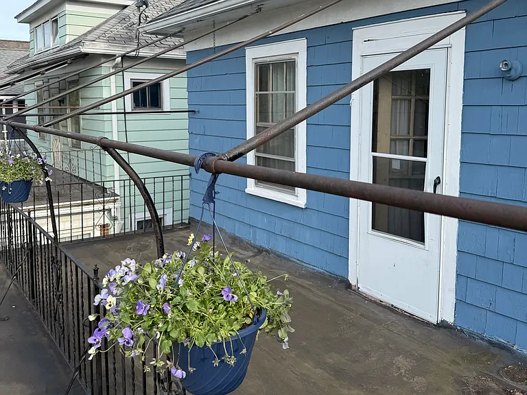 131 Tacoma Ave — Photo 12