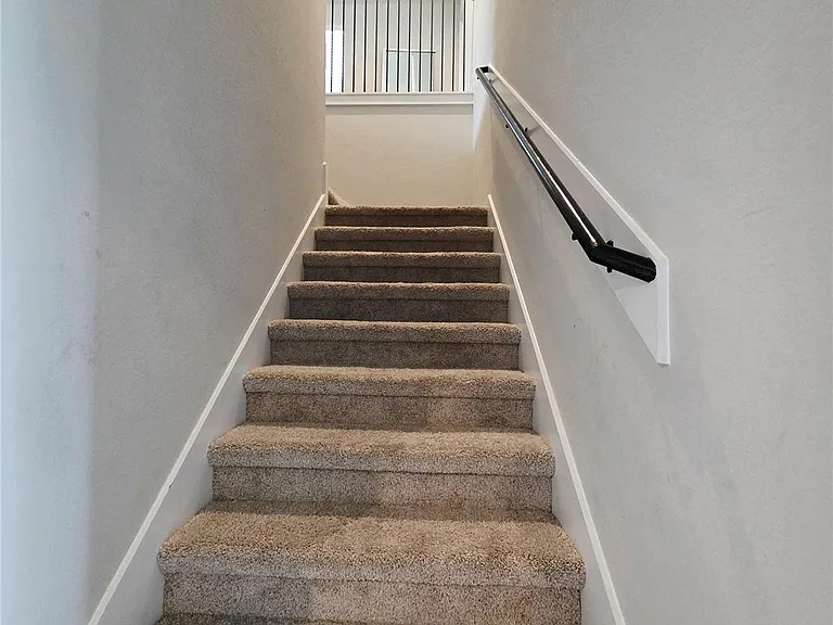 13022 Mid Stocket Dr — Photo 10