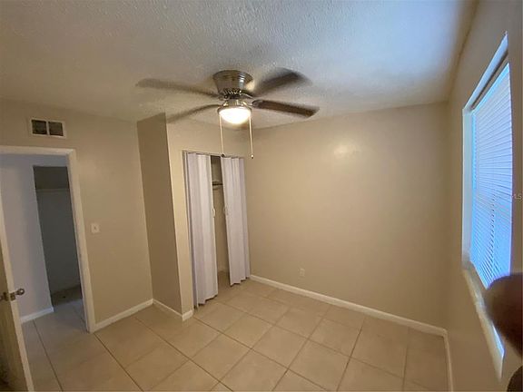 4th image of 2618 Wylene St