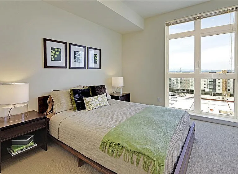 1 Bed + Alcove | Bedroom