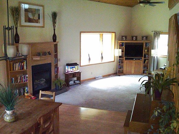 Spacious Living Room