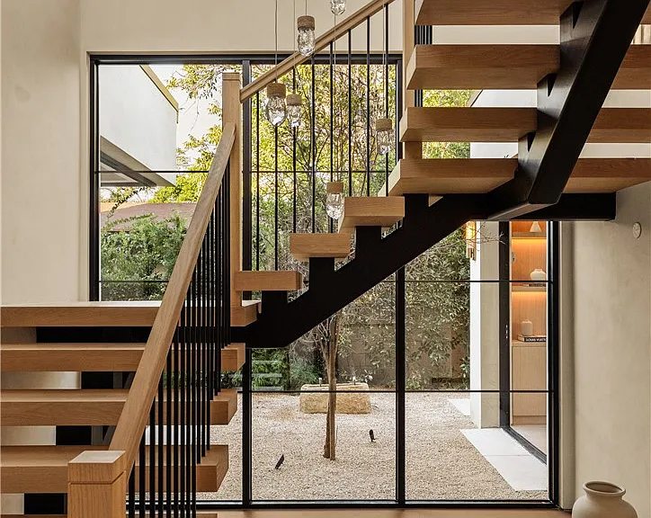 4724 Halbrent Ave — Photo 8