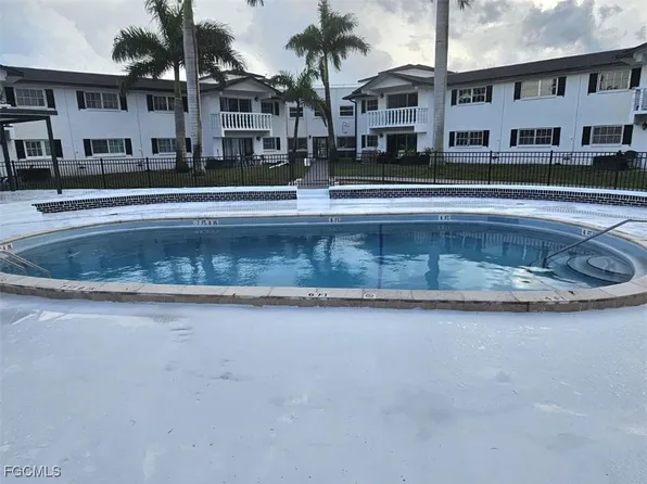 3704 Broadway APT 105, Fort Myers, FL 33901