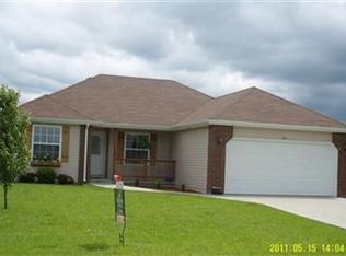 712 W Lexington Cir, Clever, MO 65631