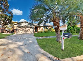 3927 Cedar Island Rd E, Jacksonville, FL 32250