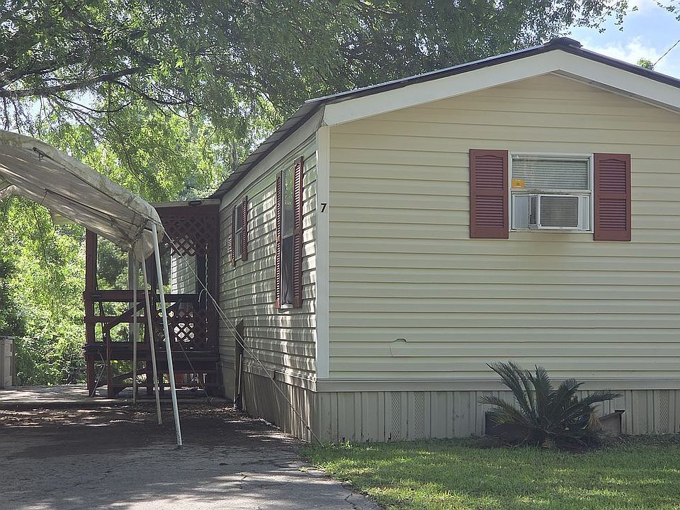 1st image of 3424 Old Saint Augustine Rd #7