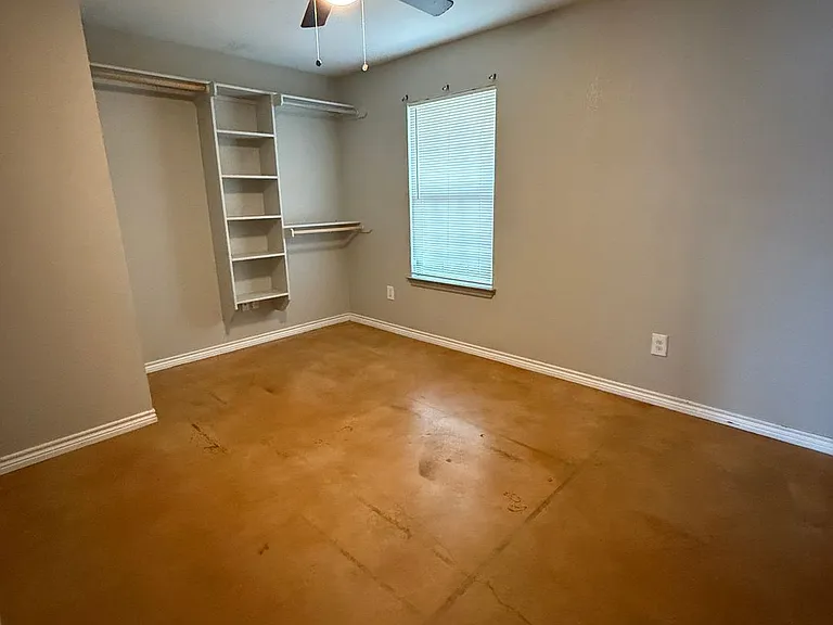 Lacy Loft — Photo 24