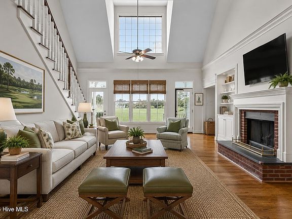 4th image of 3931 Members Club Boulevard